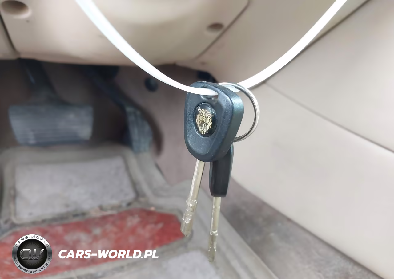 2000 Jaguar Xj8 VIN:SAJDA14C9YLF17787 - 11
