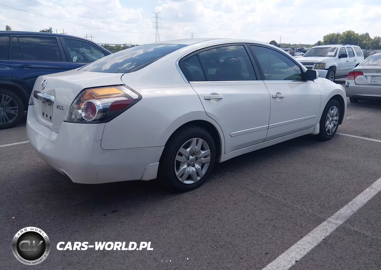 2012 Nissan Altima 2.5 S VIN:1N4AL2AP8CN507972 - 4