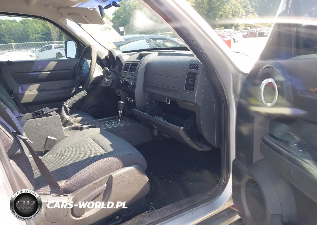 2011 Dodge Nitro Heat VIN:1D4PT4GK1BW554185 - 5