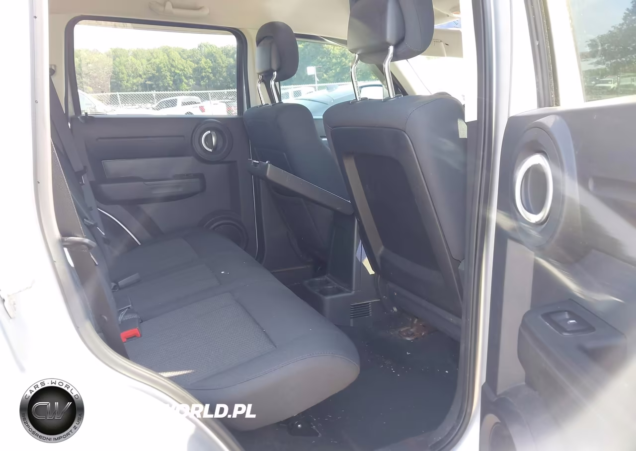 2011 Dodge Nitro Heat VIN:1D4PT4GK1BW554185 - 8