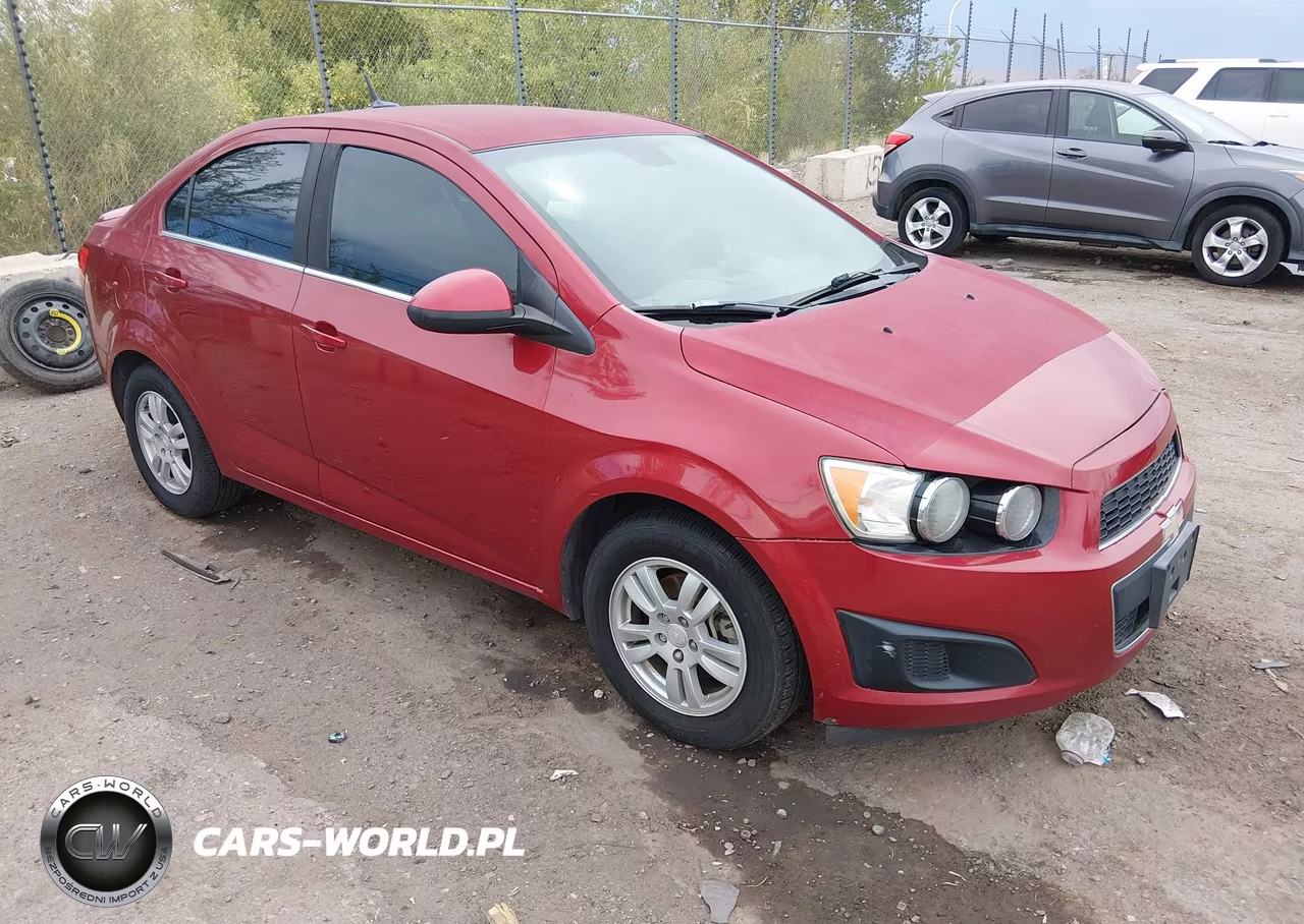 2014 Chevrolet Sonic Lt Auto – zdjęcie 1 z 15