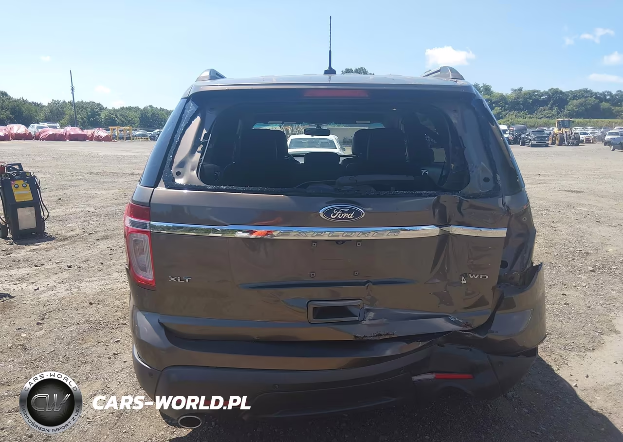 2015 Ford Explorer Xlt VIN:1FM5K8D89FGA91084 - 17