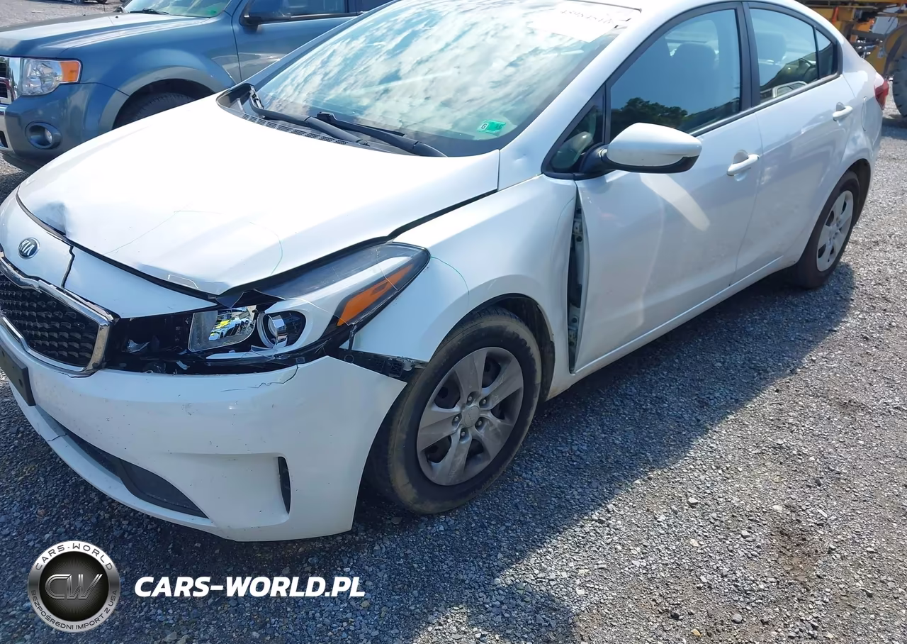 2017 Kia Forte Lx VIN:3KPFL4A76HE035407 - 6