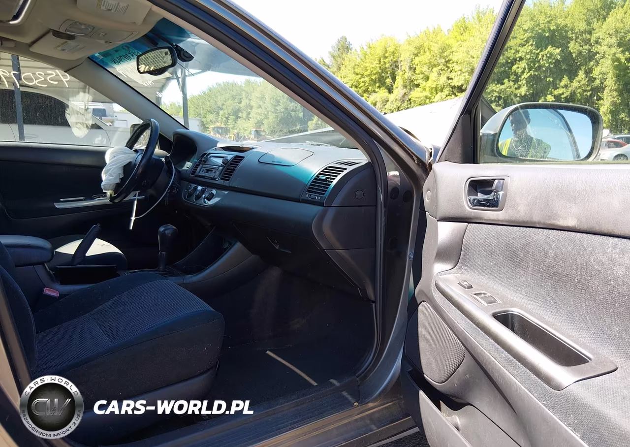 2004 Toyota Camry Se VIN:JTDBE32K840296949 - 5