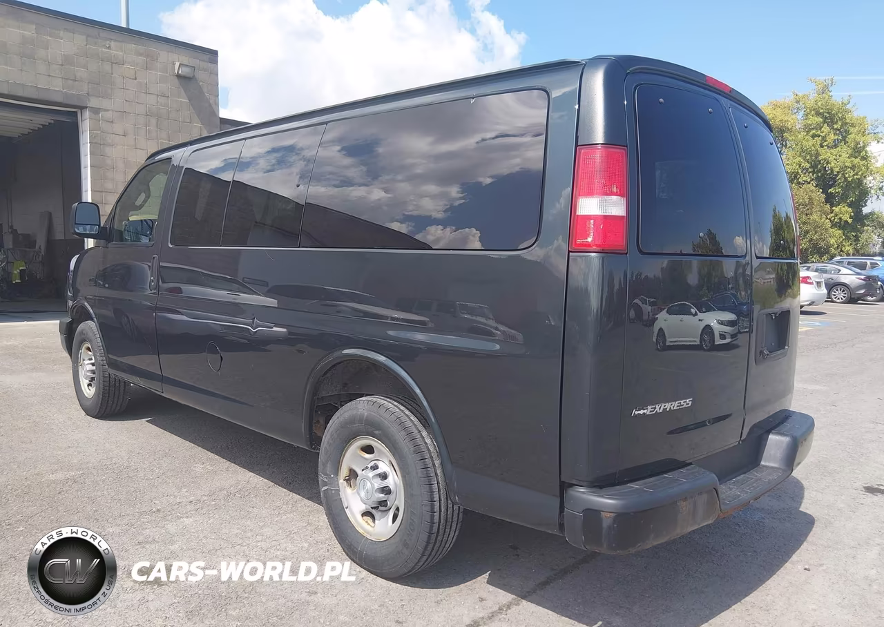 2017 Chevrolet Express 2500 Ls VIN:1GAWGEFF1H1271629 - 3