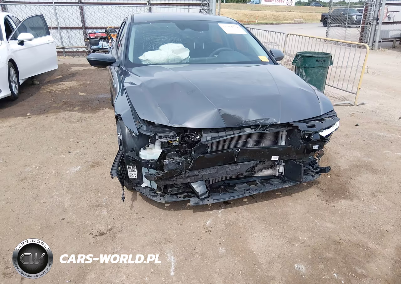 2024 Hyundai Elantra Hybrid Blue VIN:KMHLM4DJ8RU094934 - 6