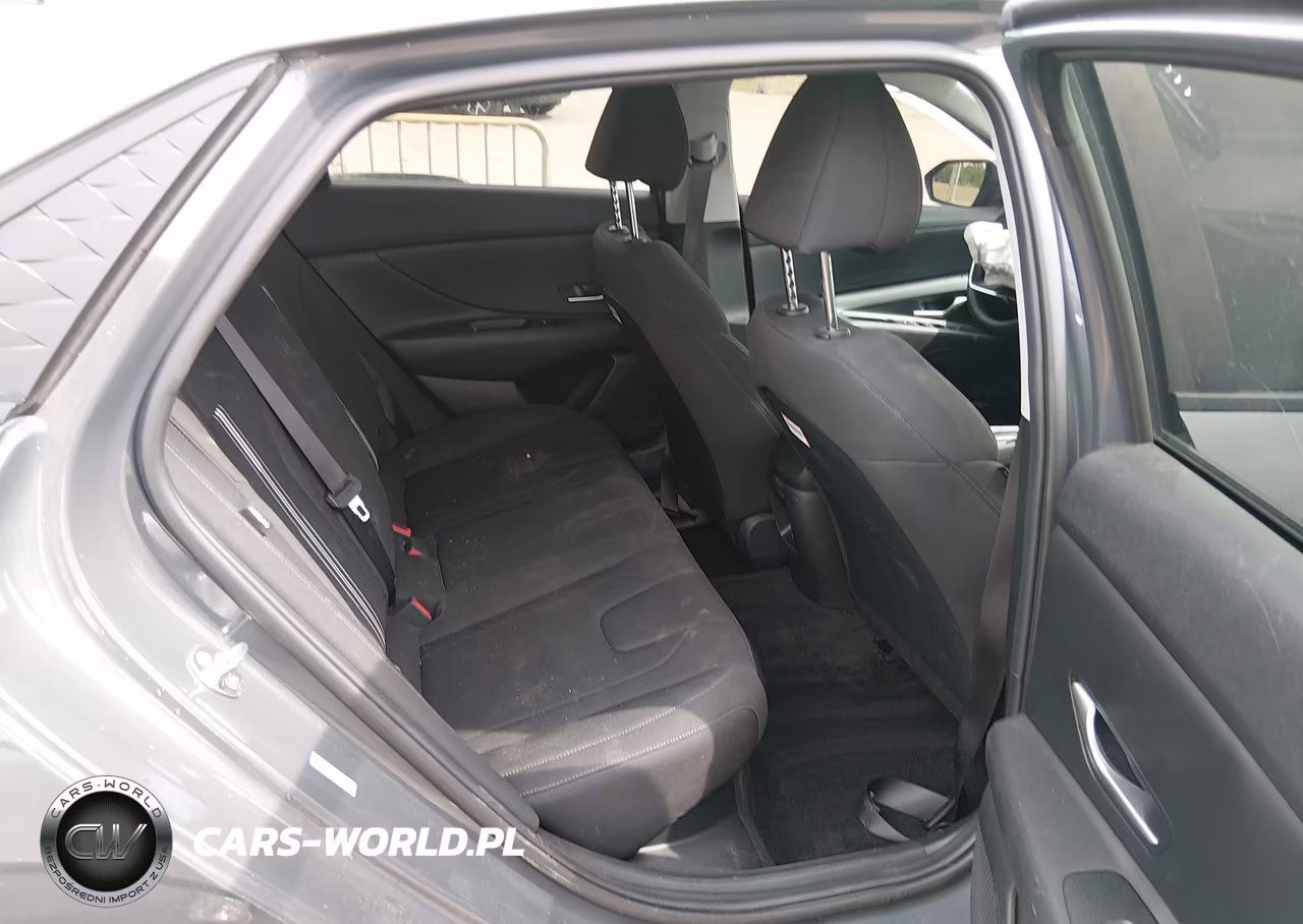 2024 Hyundai Elantra Hybrid Blue VIN:KMHLM4DJ8RU094934 - 8
