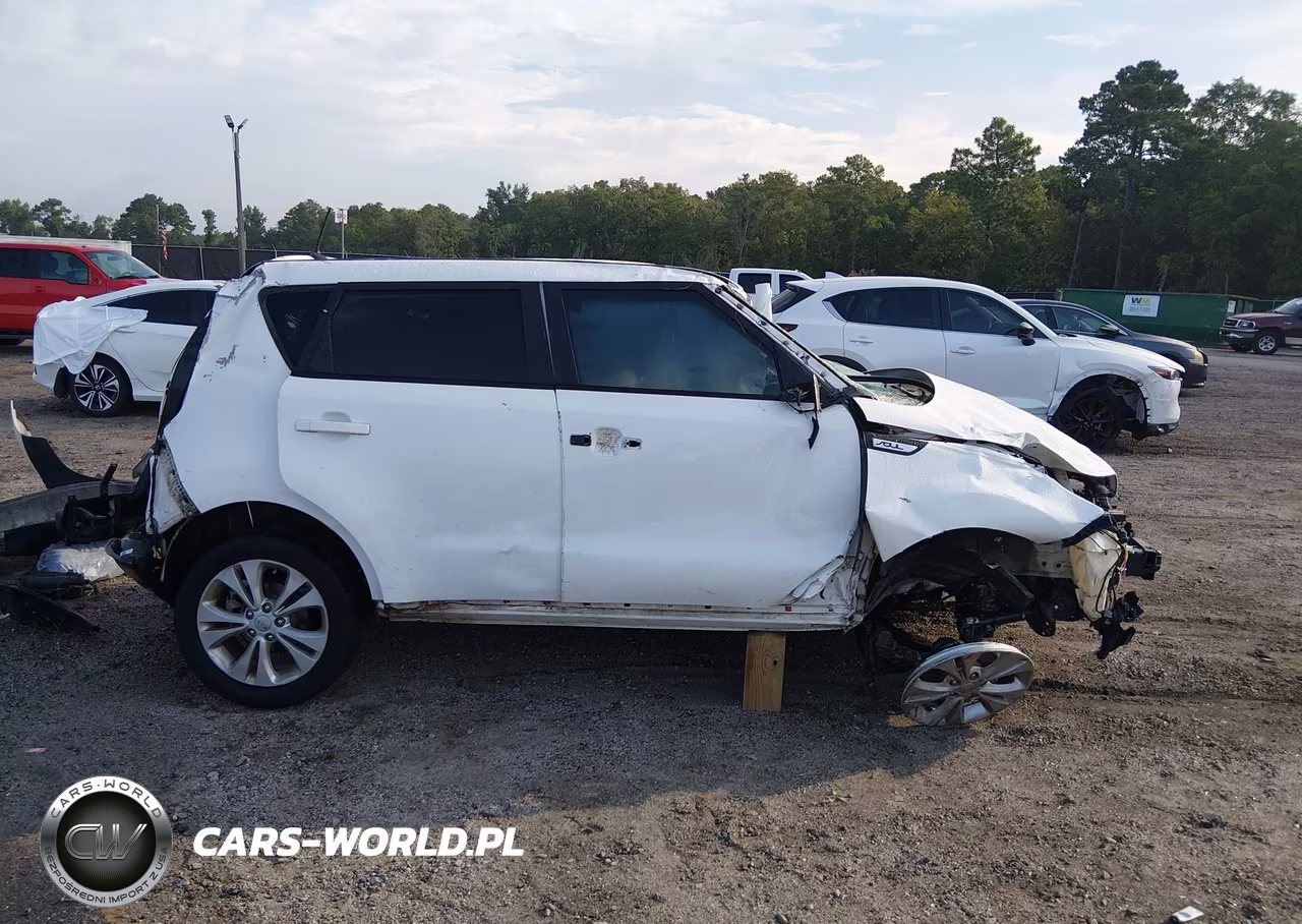 2015 Kia Soul + VIN:KNDJP3A53F7209227 - 14