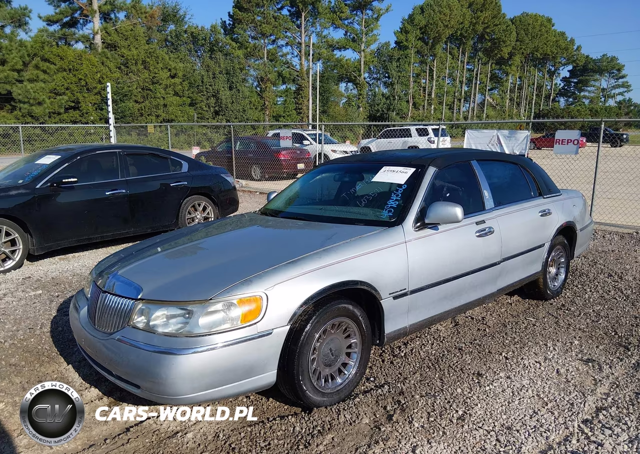 1999 Lincoln Town Car Cartier VIN:1LNFM83W4XY603571 - 2