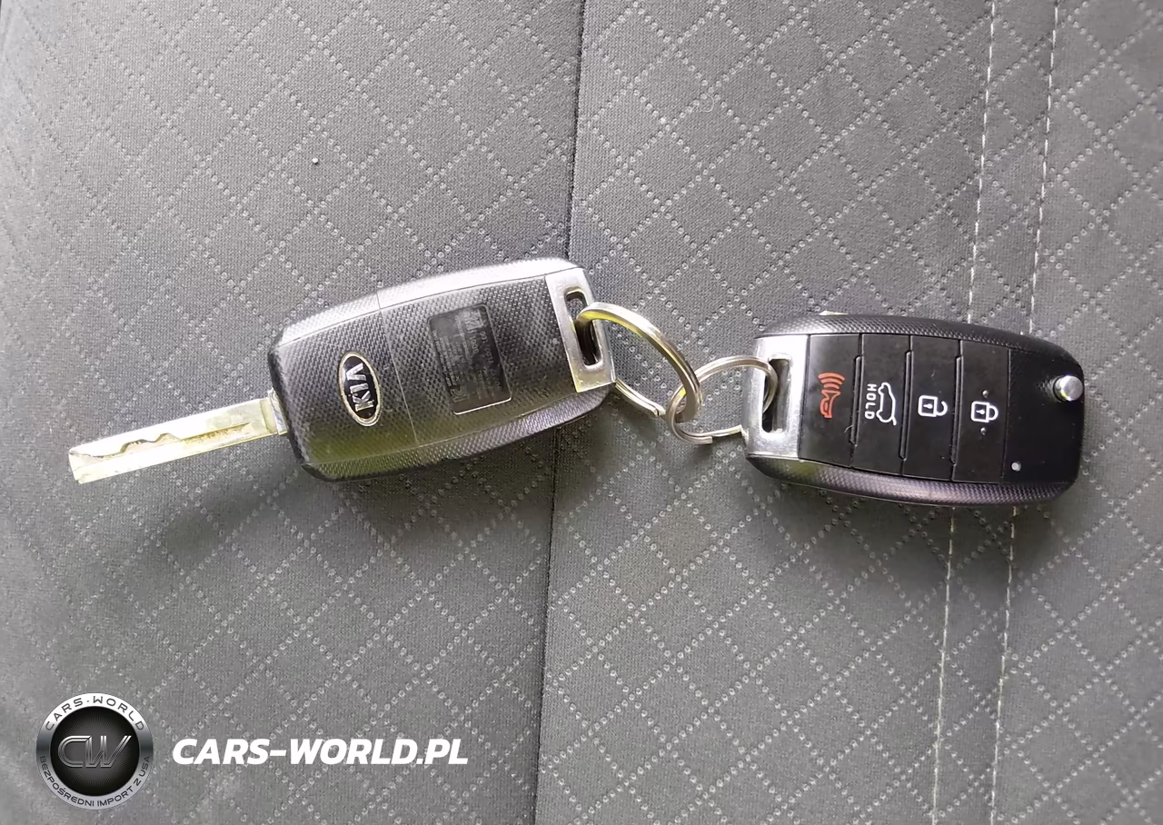 2018 Kia Sorento 2.4L Lx VIN:5XYPGDA39JG347431 - 11