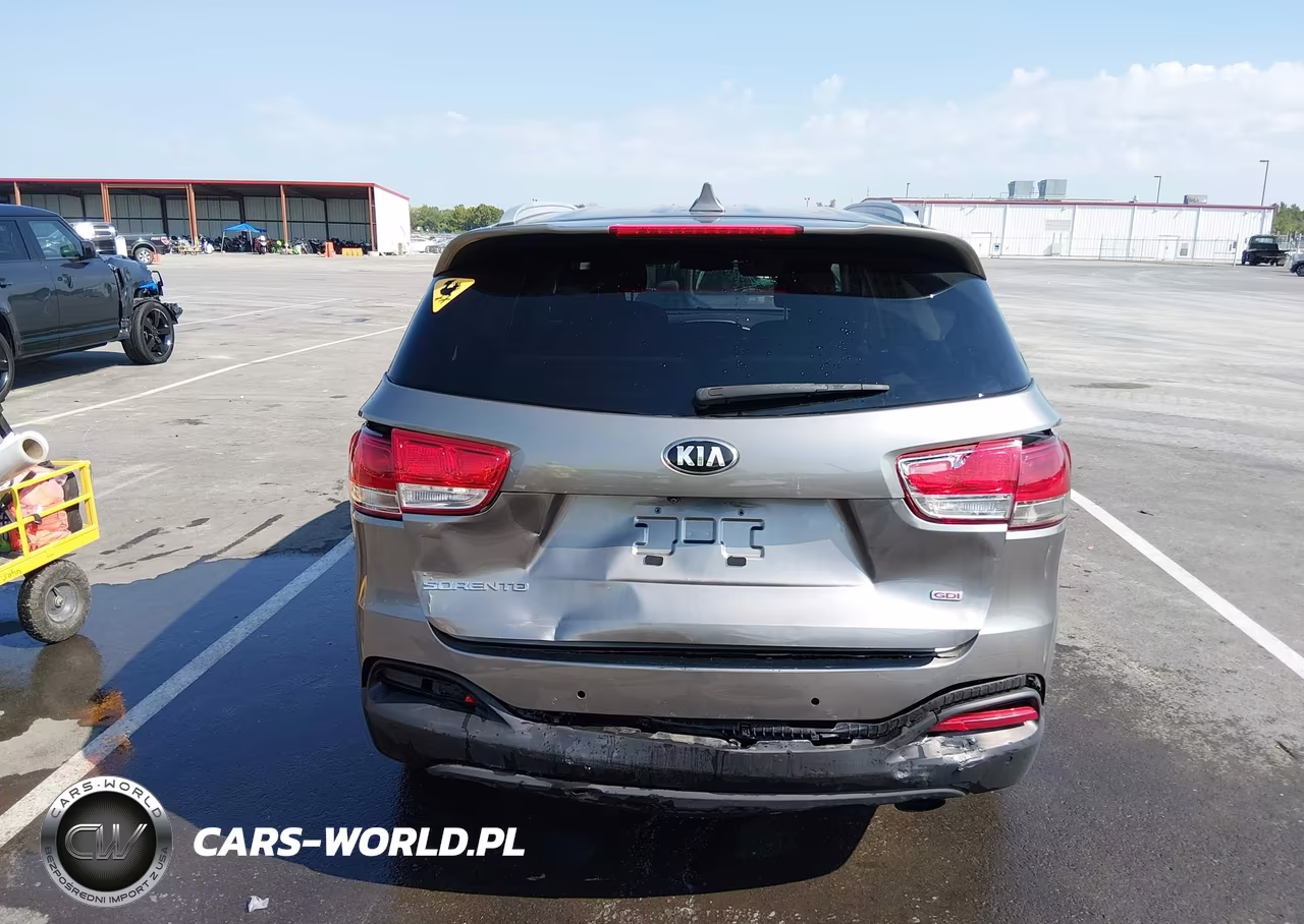 2018 Kia Sorento 2.4L Lx VIN:5XYPGDA39JG347431 - 17