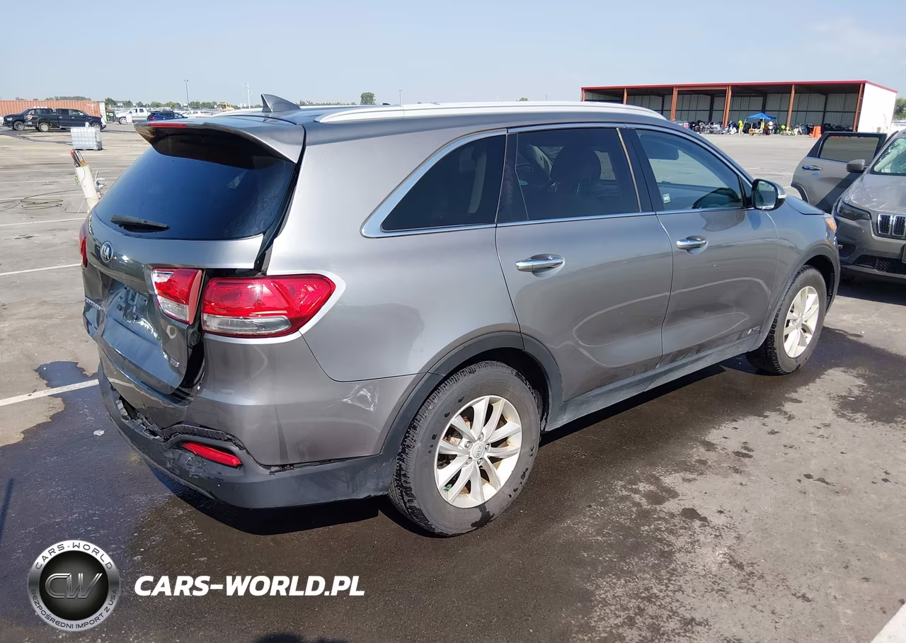 2018 Kia Sorento 2.4L Lx VIN:5XYPGDA39JG347431 - 4