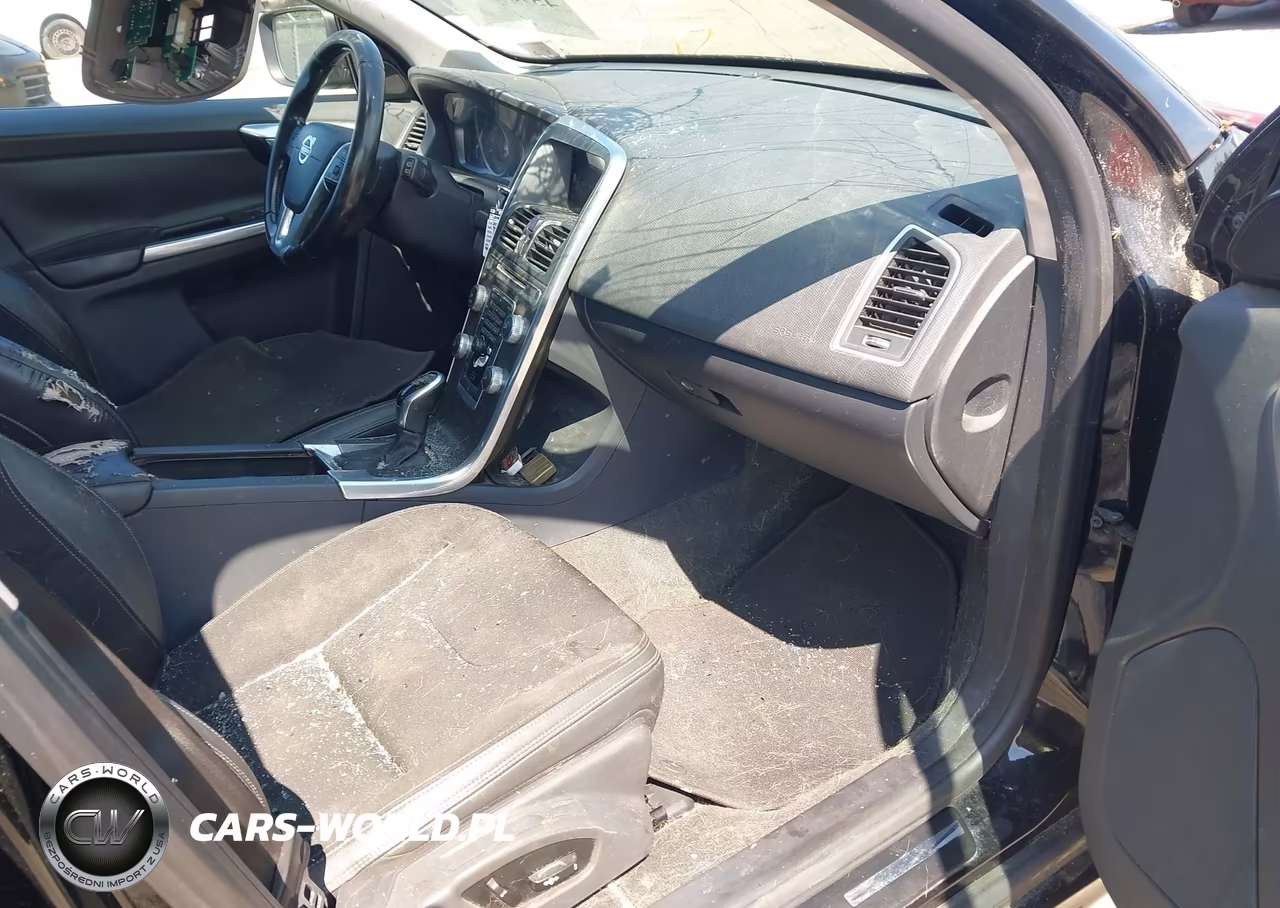 2015 Volvo Xc60 T5 VIN:YV440MDJ1F2716332 - 5