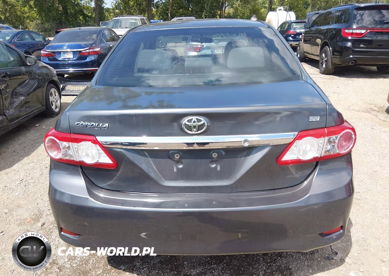 2011 Toyota Corolla Le VIN:JTDBU4EE3B9152412 - 17