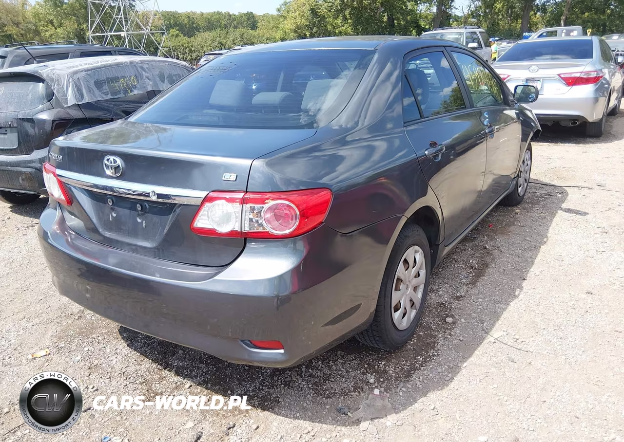 2011 Toyota Corolla Le VIN:JTDBU4EE3B9152412 - 4