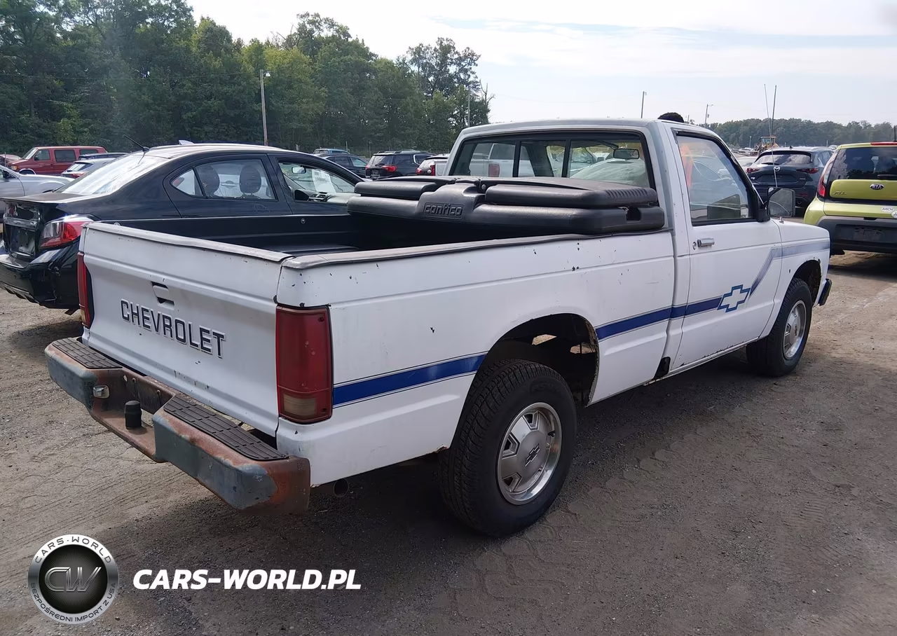 1985 Chevrolet S Truck S10 VIN:1GCCS14E0F2161366 - 4