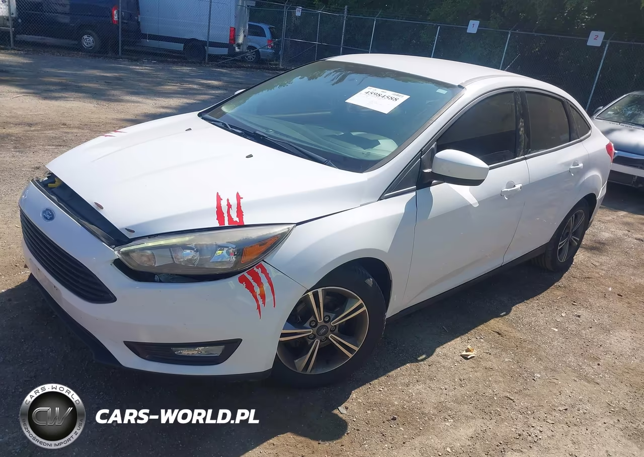 2018 Ford Focus Se VIN:1FADP3F20JL319802 - 2