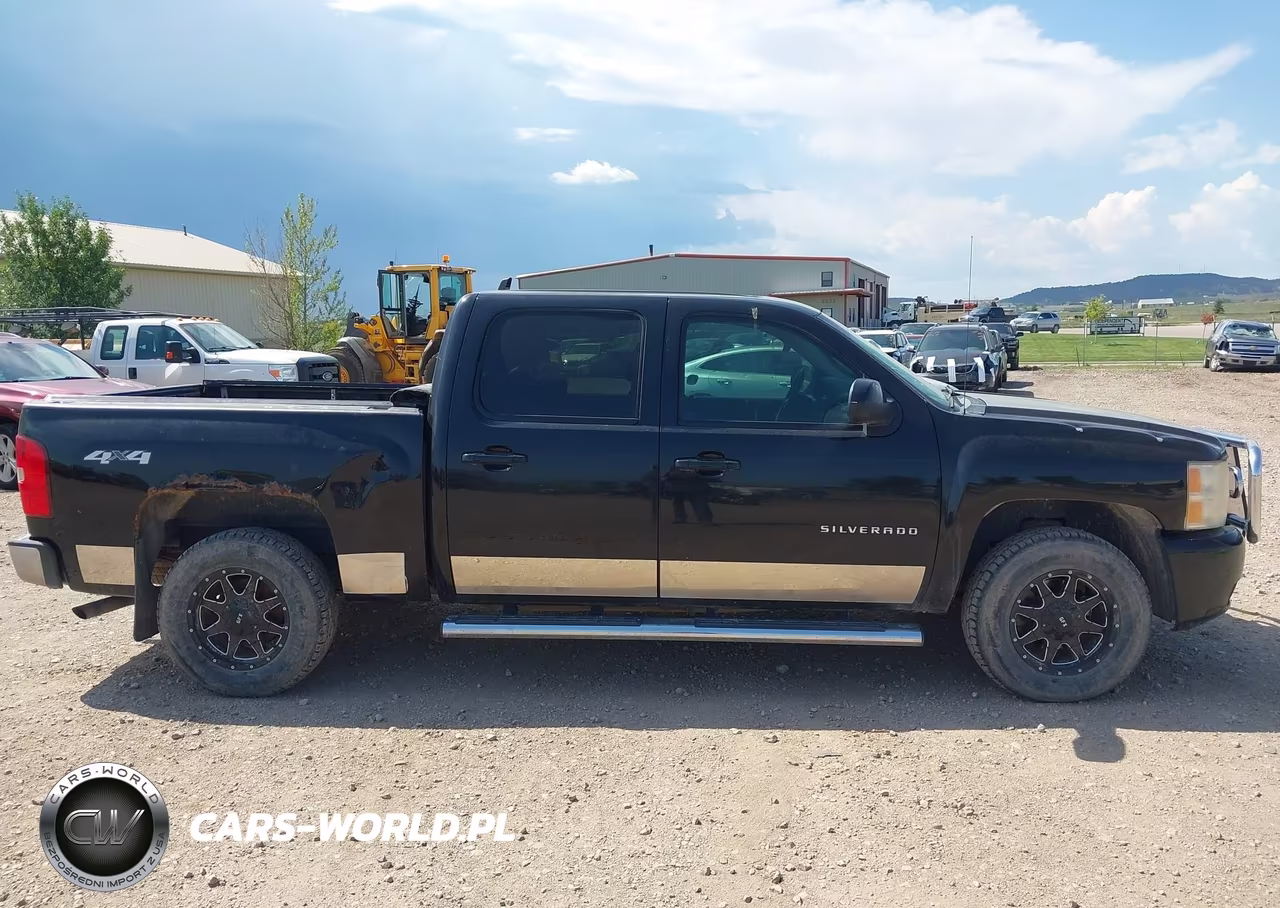 2011 Chevrolet Silverado 1500 Ltz VIN:3GCPKTE32BG388795 - 13
