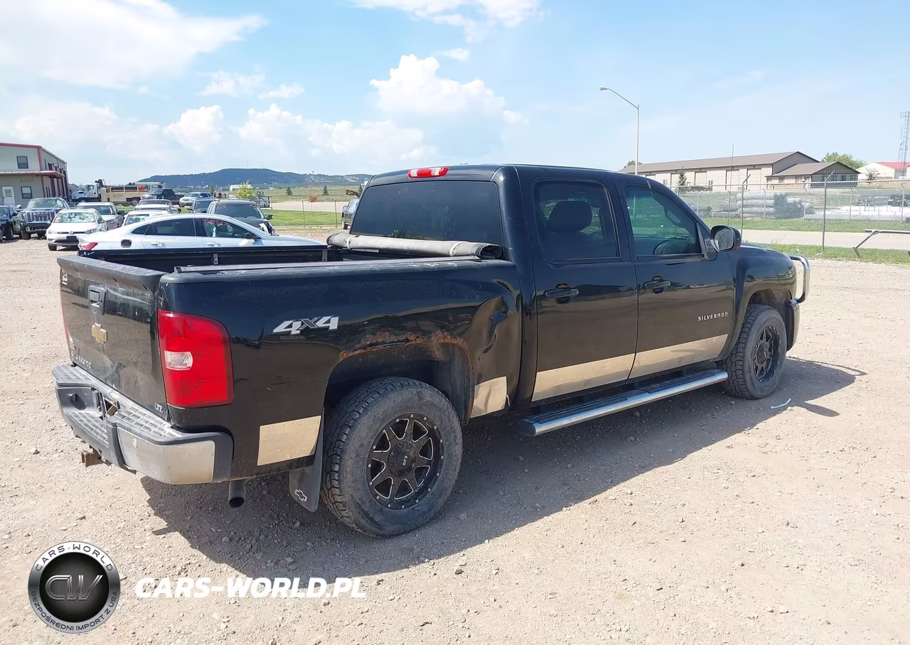 2011 Chevrolet Silverado 1500 Ltz VIN:3GCPKTE32BG388795 - 4