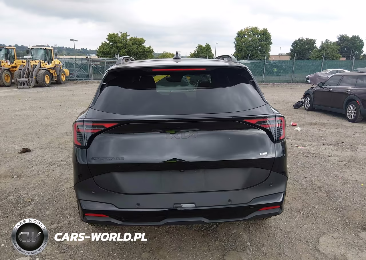 2026 Kia Sportage Plug-In Hybrid X-Line VIN:KNDPYDDHXT7381334 - 16