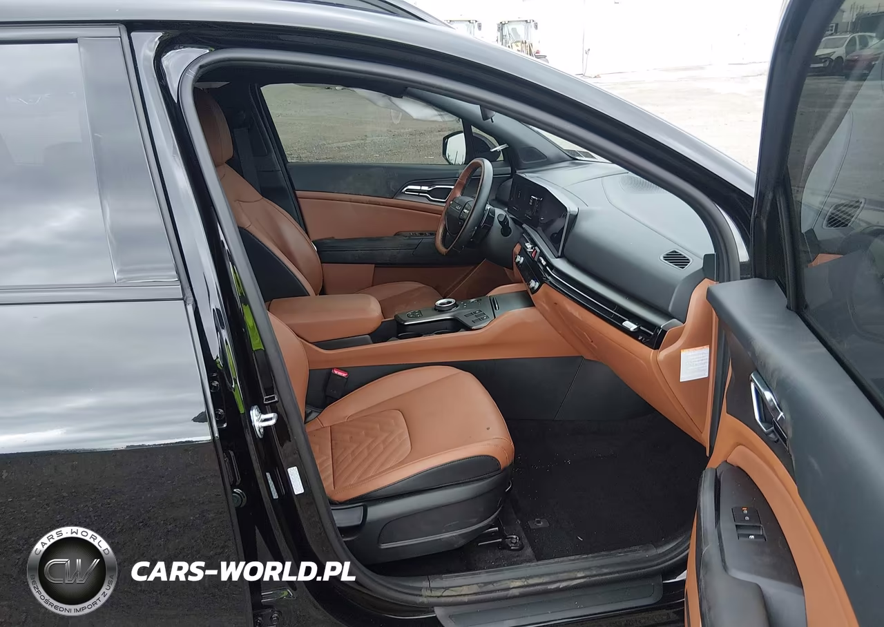 2026 Kia Sportage Plug-In Hybrid X-Line VIN:KNDPYDDHXT7381334 - 5