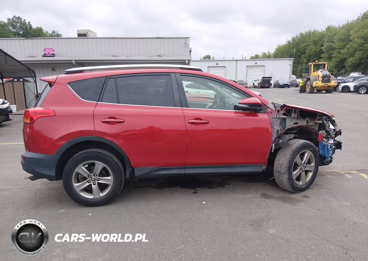 2015 Toyota Rav4 Xle VIN:JTMRFREV5FD170516 - 13