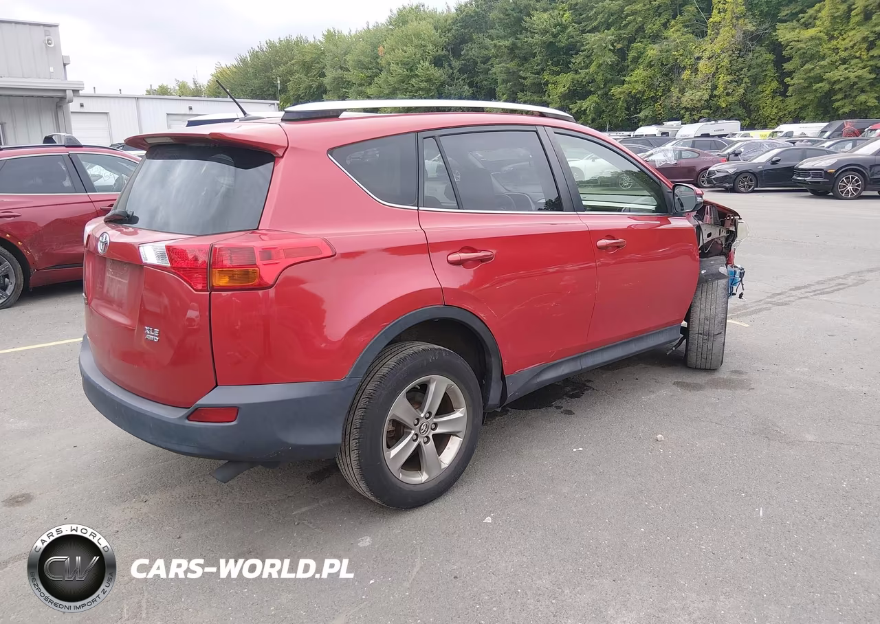2015 Toyota Rav4 Xle VIN:JTMRFREV5FD170516 - 4