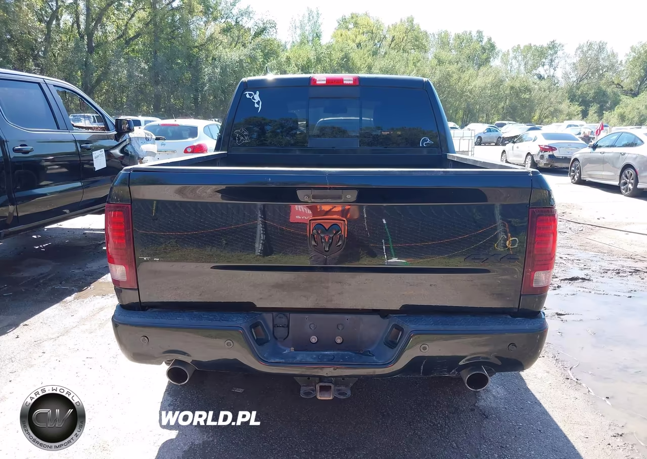 2016 Ram 1500 Sport VIN:1C6RR7MT4GS171656 - 16