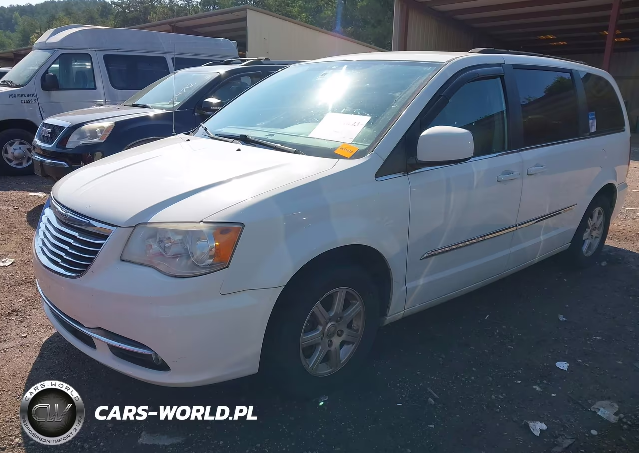 2011 Chrysler Town & Country Touring VIN:2A4RR5DG0BR649267 - 2
