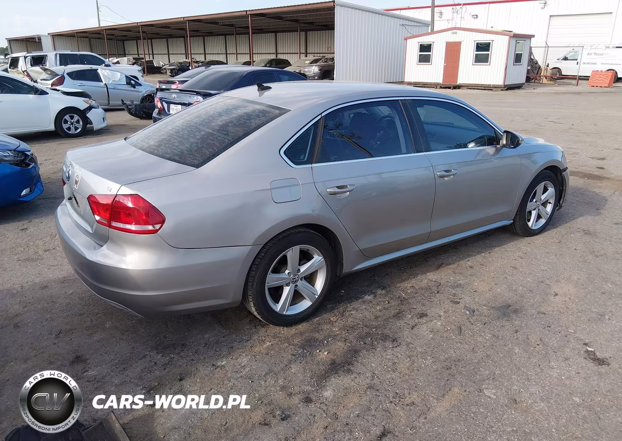 2012 Volkswagen Passat 2.5L Se VIN:1VWBH7A36CC009059 - 4