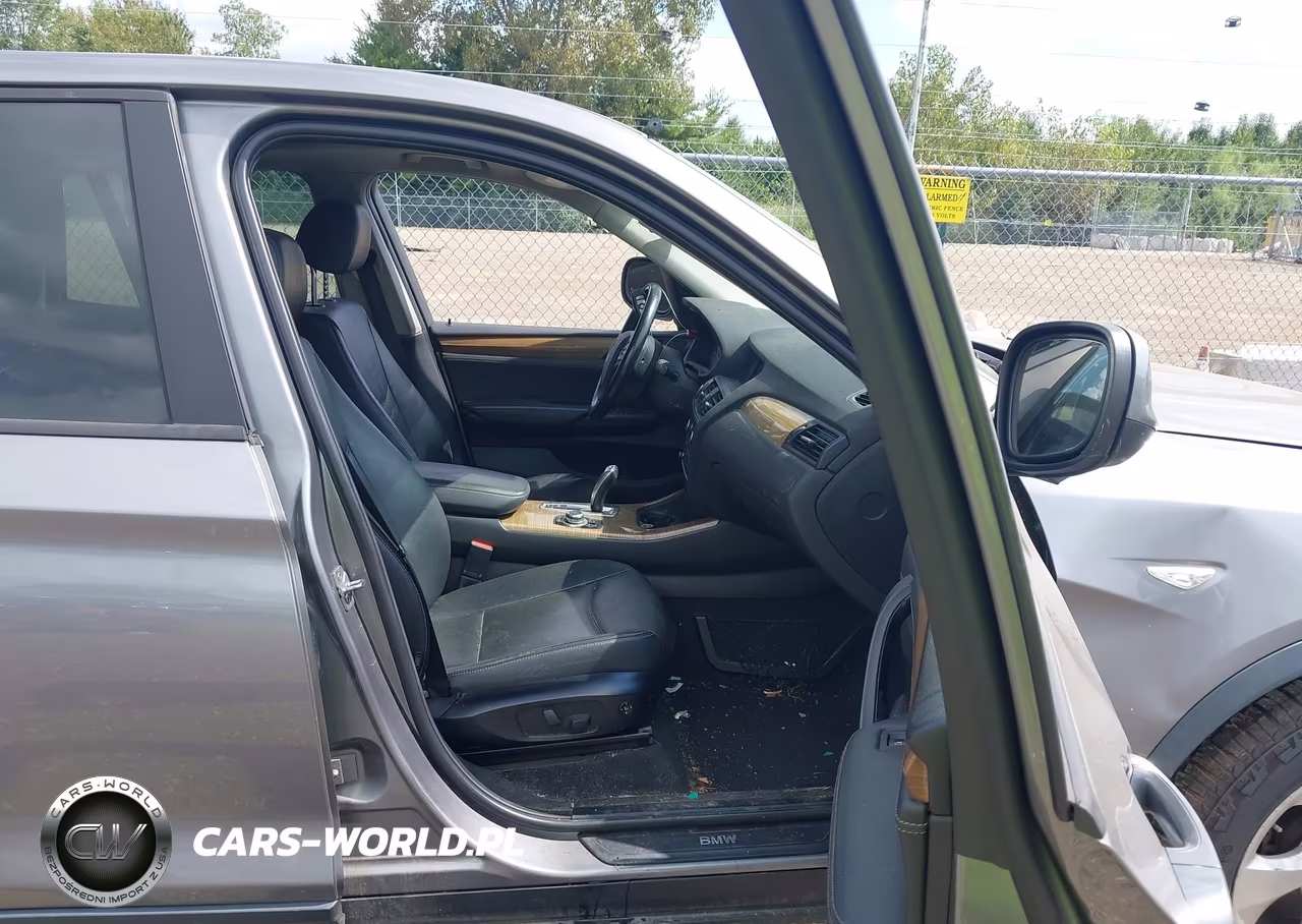 2011 BMW X3 xDrive28I VIN:5UXWX5C50BL702457 - 5
