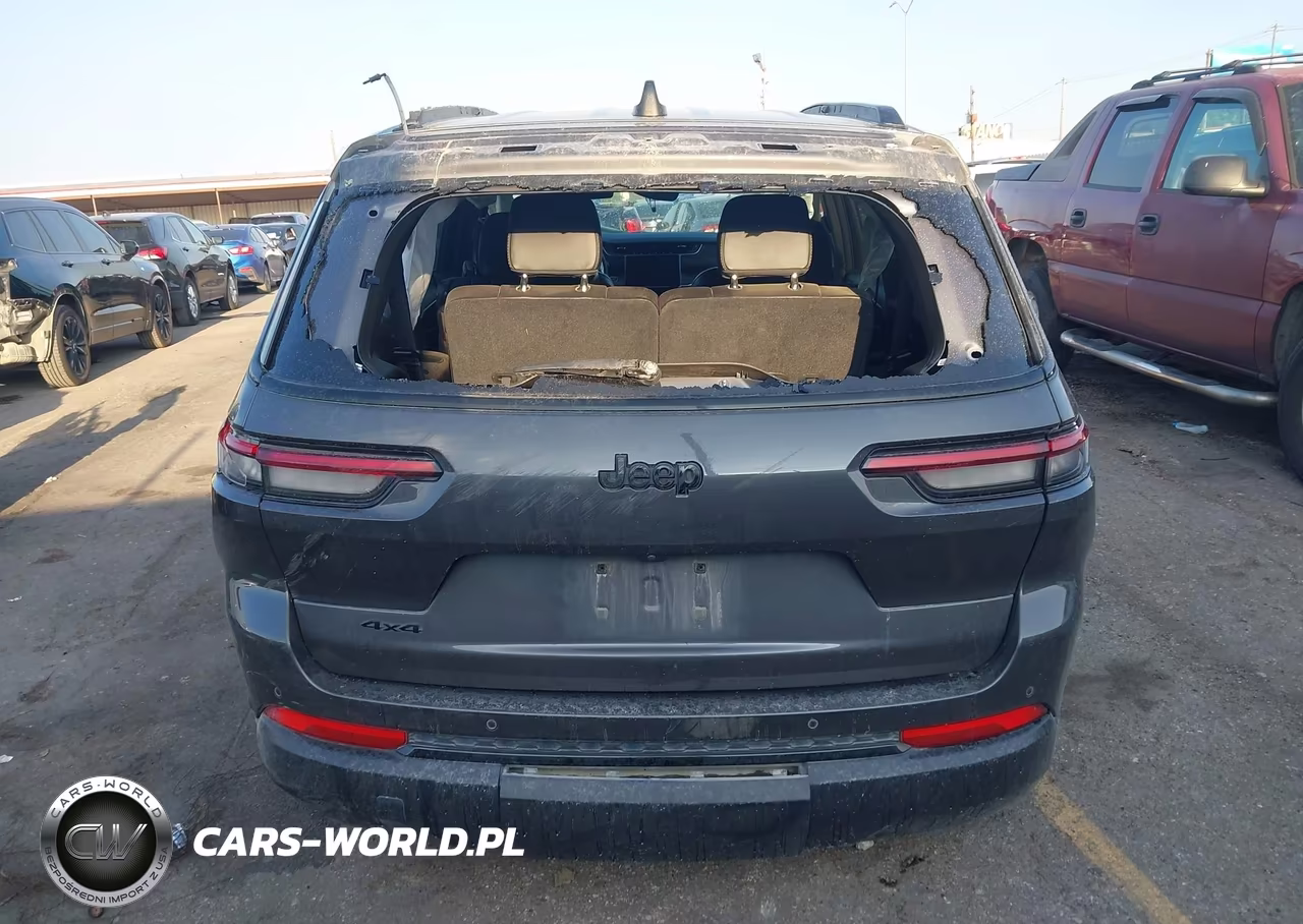 2023 Jeep Grand Cherokee L Altitude 4X4 VIN:1C4RJKAG3P8809886 - 16