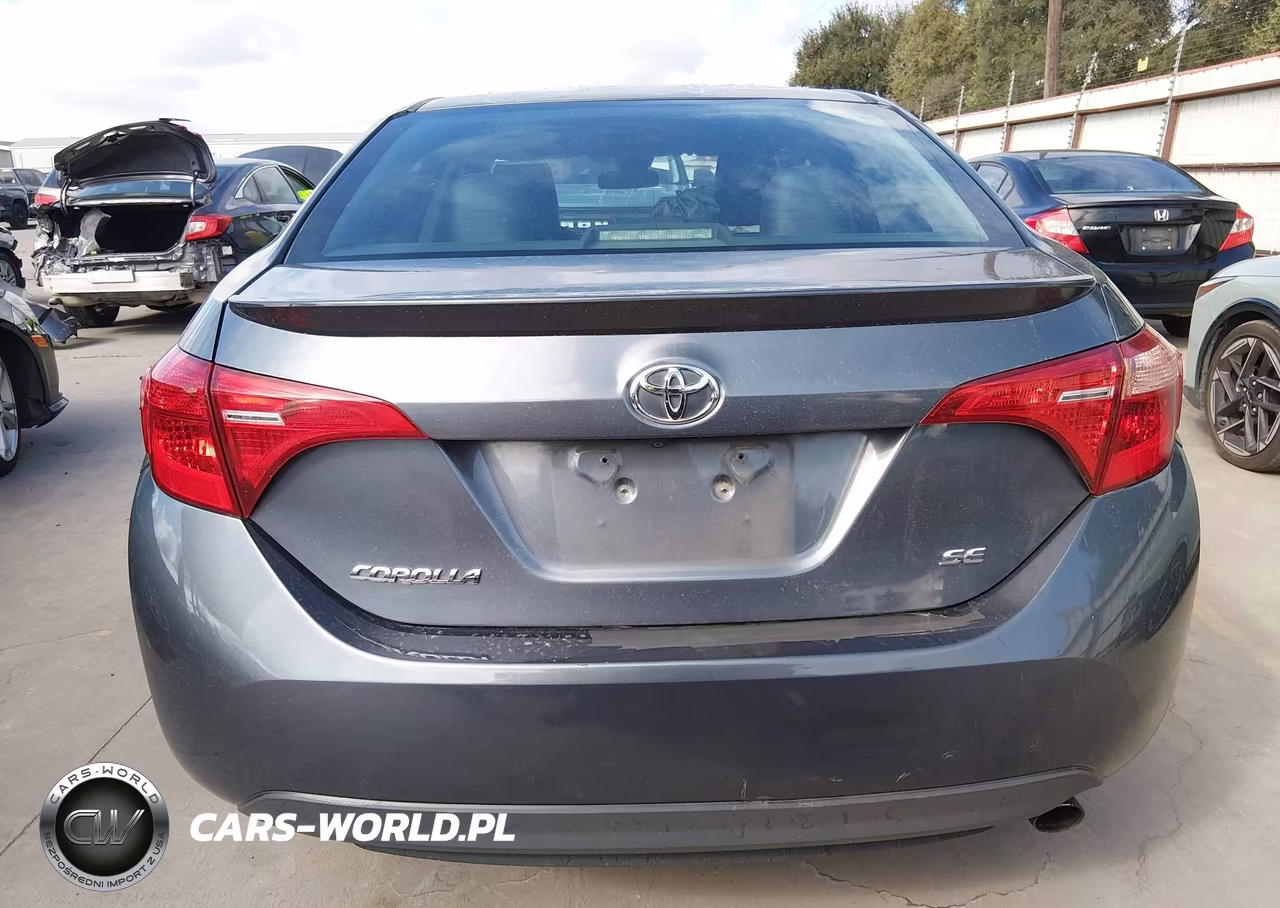 2017 Toyota Corolla Se VIN:5YFBURHE8HP633140 - 17