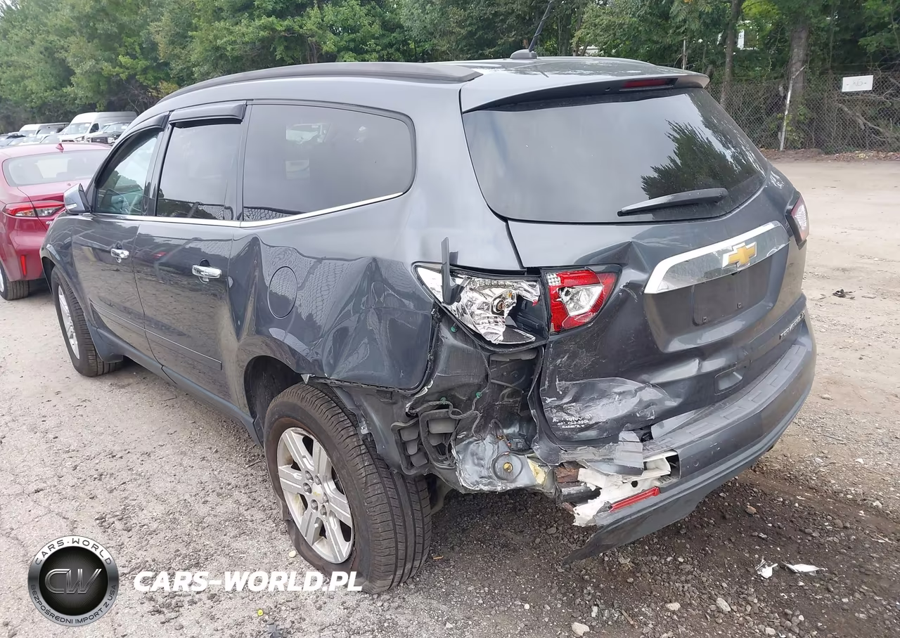 2014 Chevrolet Traverse 2Lt VIN:1GNKVHKD2EJ101381 - 3