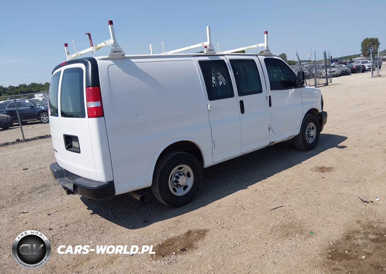 2020 Chevrolet Express Cargo Rwd 2500 Regular Wheelbase Wt VIN:1GCWGAFG0L1122629 - 4