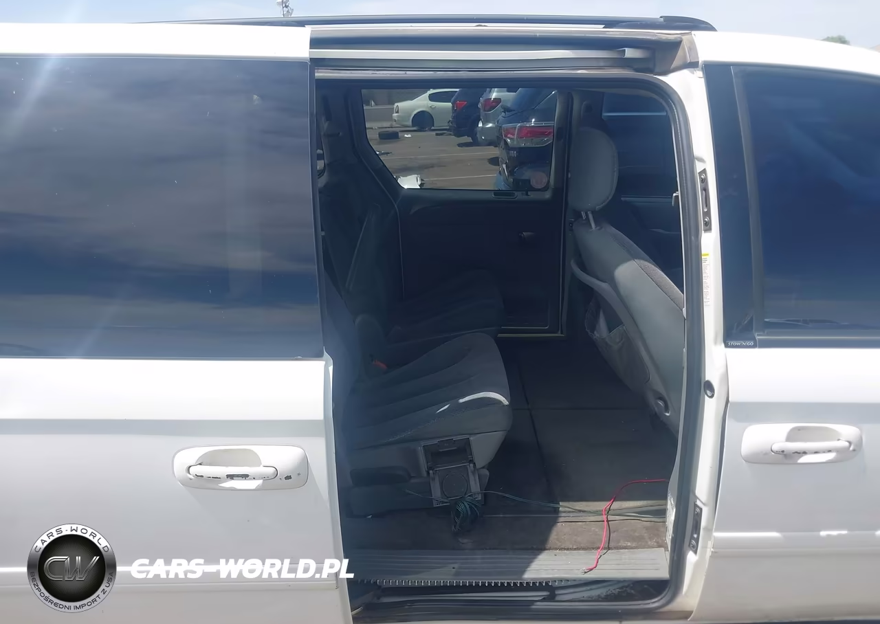 2005 Dodge Grand Caravan Sxt VIN:2D4GP44L85R431918 - 8