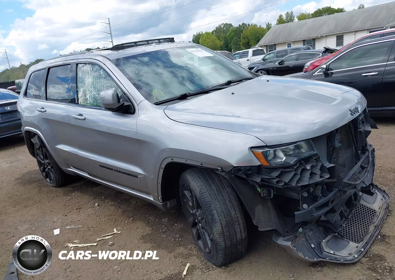 2017 Jeep Grand Cherokee Altitude 4X4 – zdjęcie 1 z 17