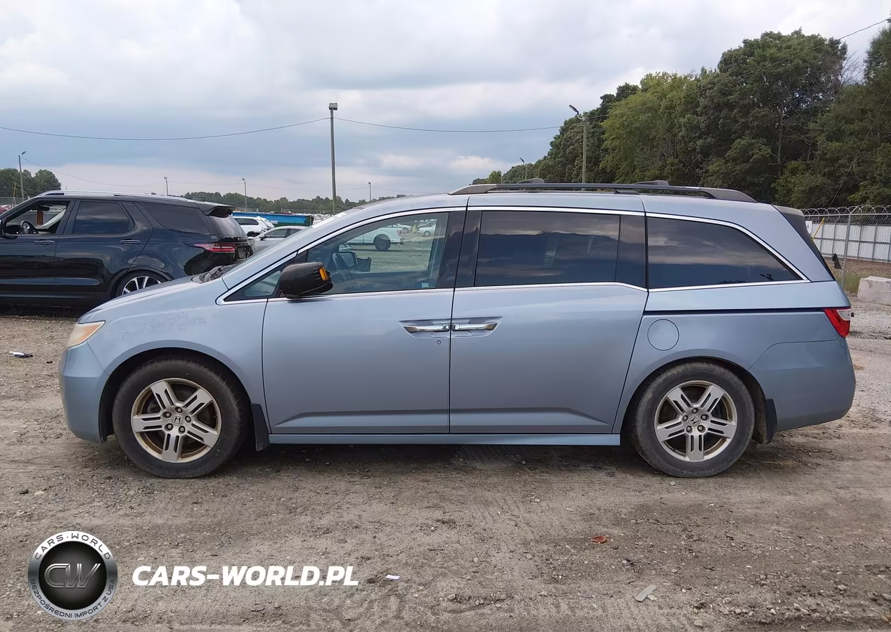 2013 Honda Odyssey Touring-Touring Elite VIN:5FNRL5H93DB026033 - 14