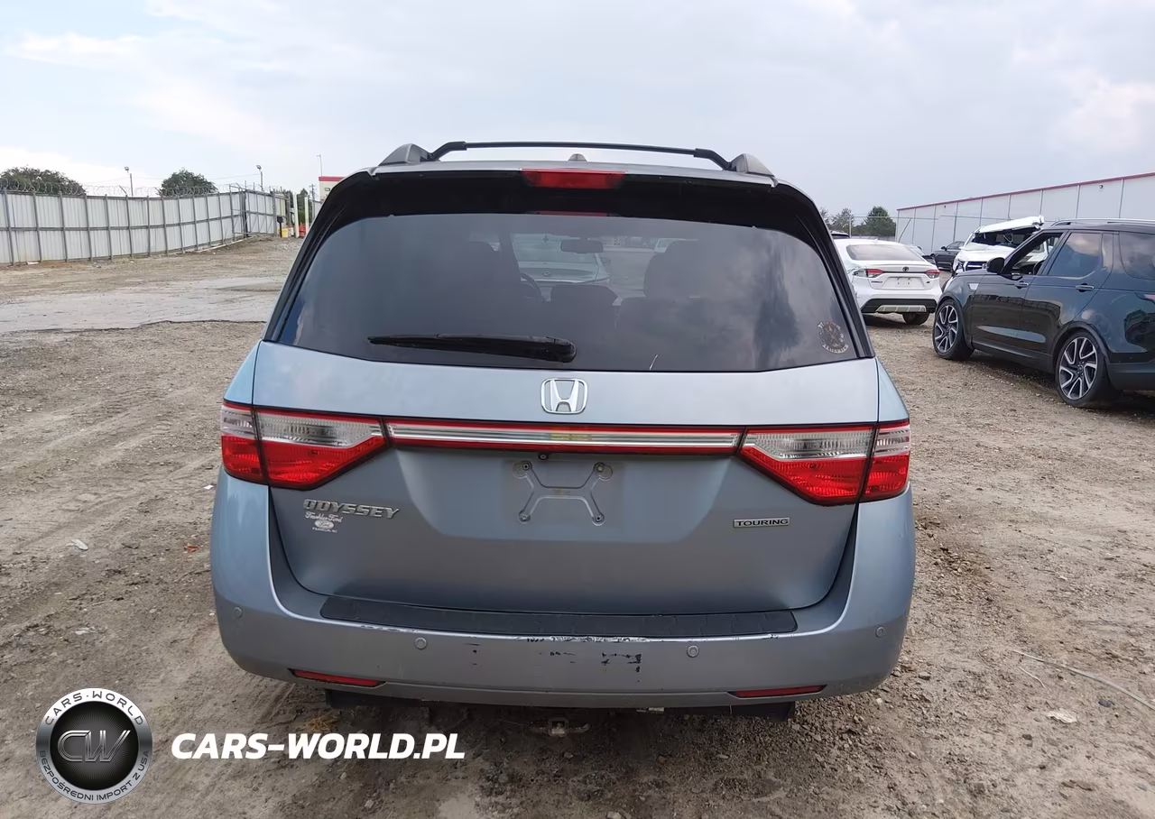 2013 Honda Odyssey Touring-Touring Elite VIN:5FNRL5H93DB026033 - 16