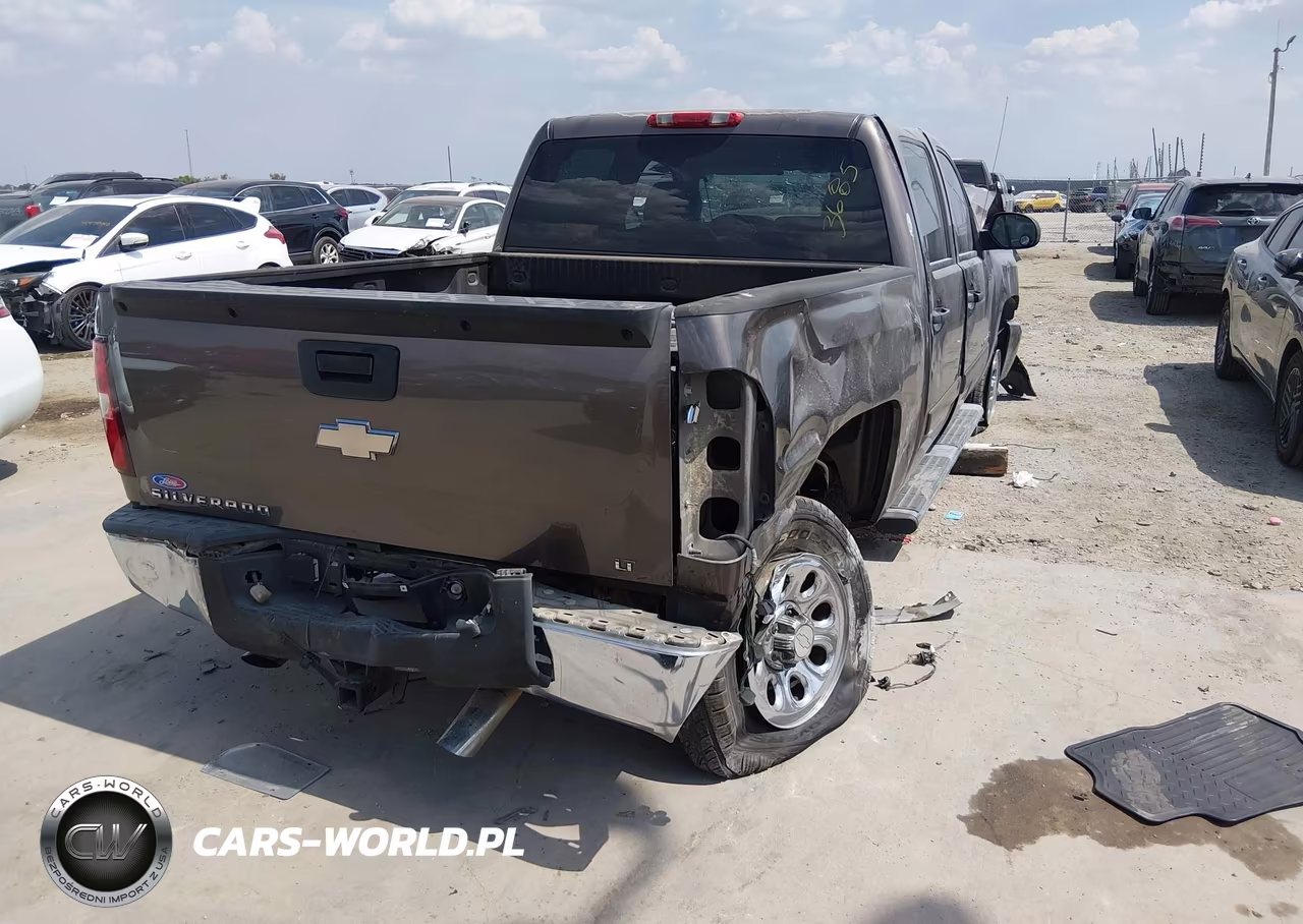 2008 Chevrolet Silverado 1500 Lt1 VIN:2GCEC13C881153685 - 4