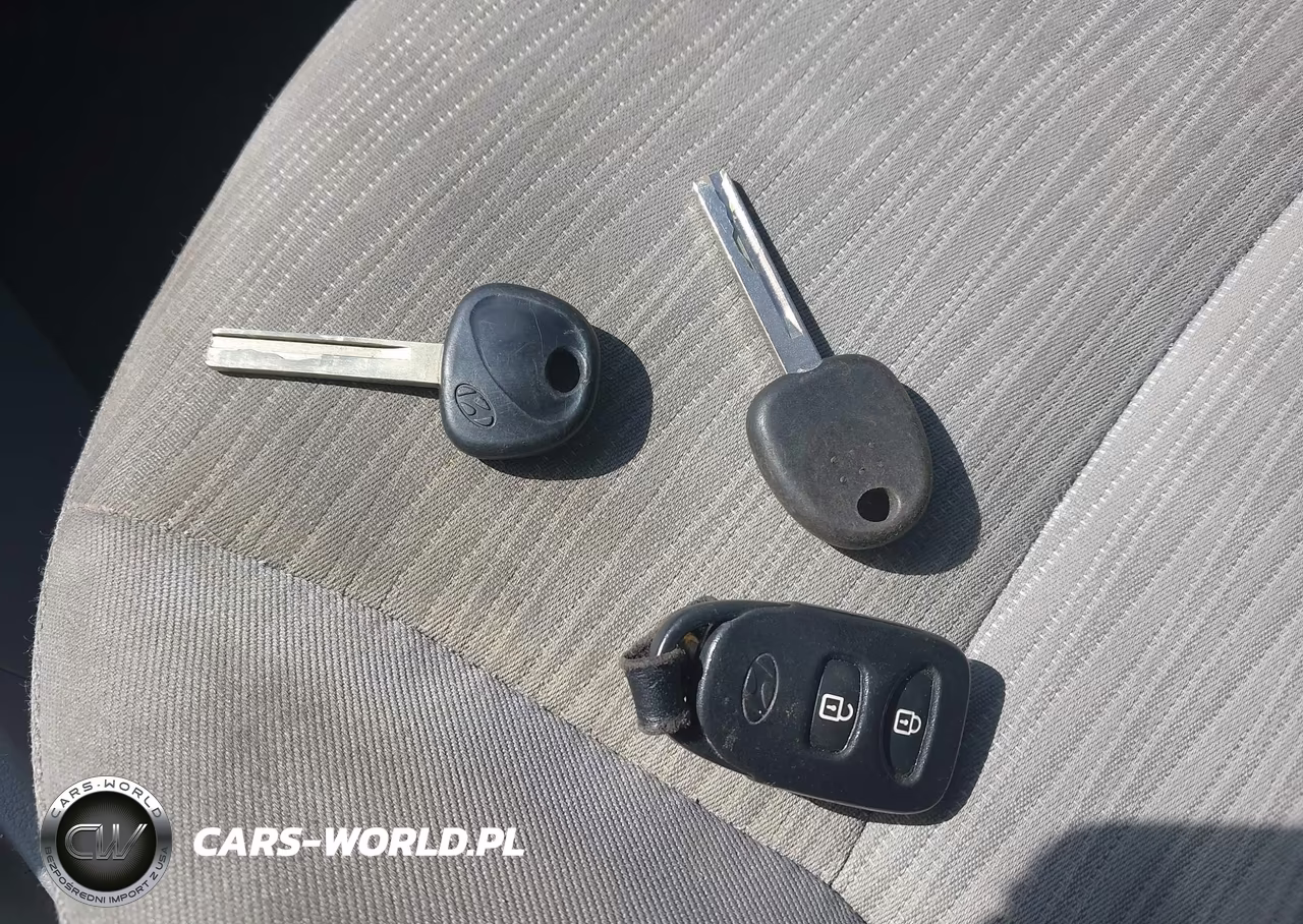 2017 Hyundai Accent Se VIN:KMHCT5AE4HU323883 - 11