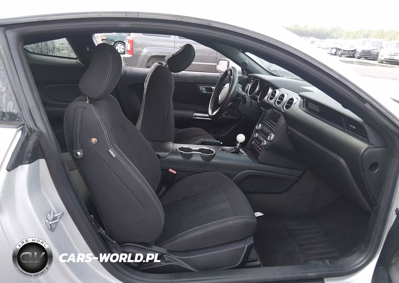 2018 Ford Mustang Ecoboost VIN:1FA6P8TH4J5165050 - 5