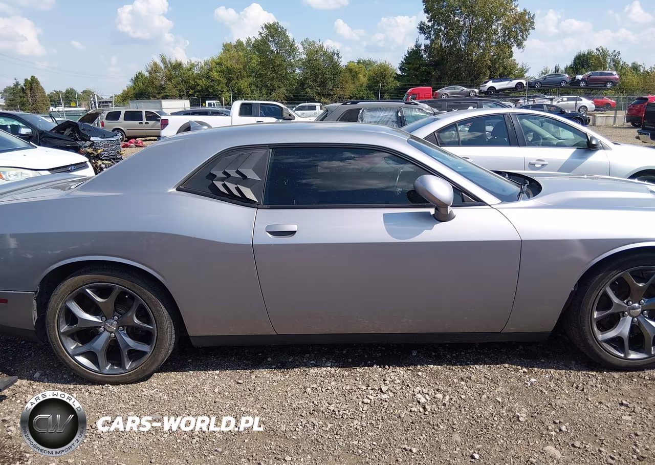 2015 Dodge Challenger Sxt VIN:2C3CDZAG5FH704964 - 13
