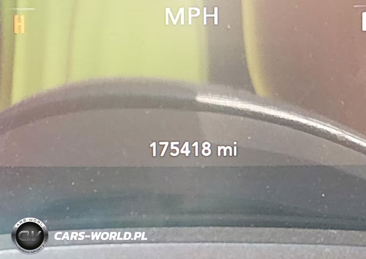 2015 Dodge Challenger Sxt VIN:2C3CDZAG5FH704964 - 15