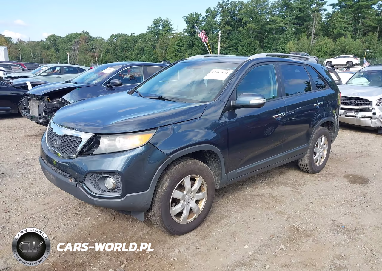 2011 Kia Sorento Lx VIN:5XYKT4A19BG143427 - 2