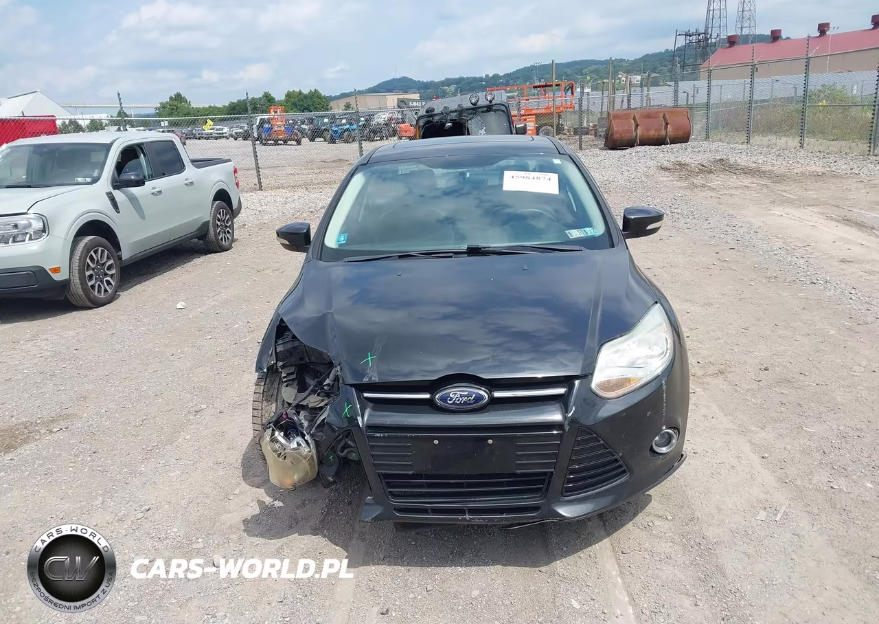 2013 Ford Focus Titanium VIN:1FADP3J26DL121978 - 13