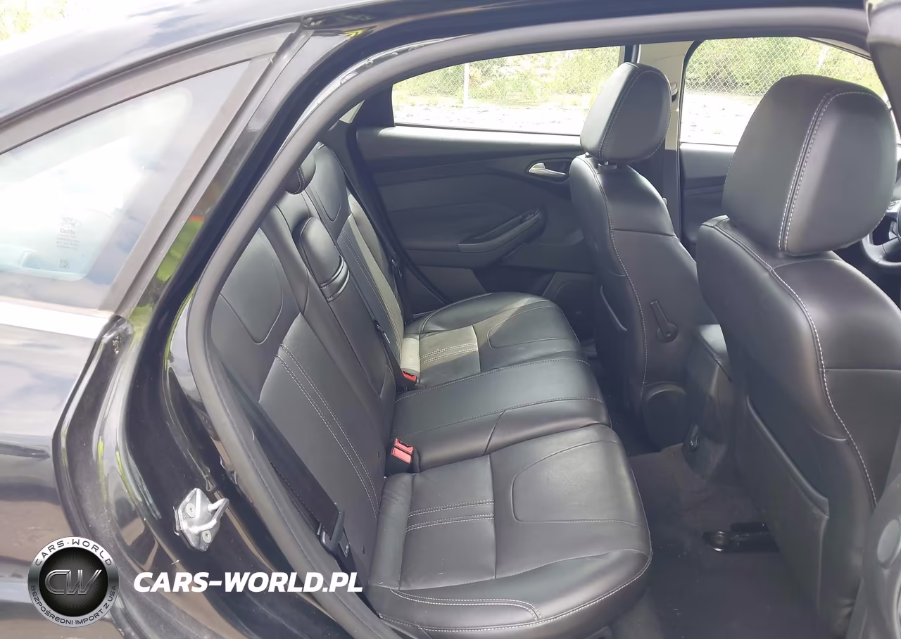 2013 Ford Focus Titanium VIN:1FADP3J26DL121978 - 8