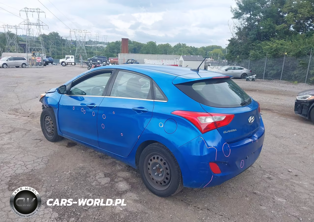 2017 Hyundai Elantra Gt VIN:KMHD35LH9HU382763 - 3