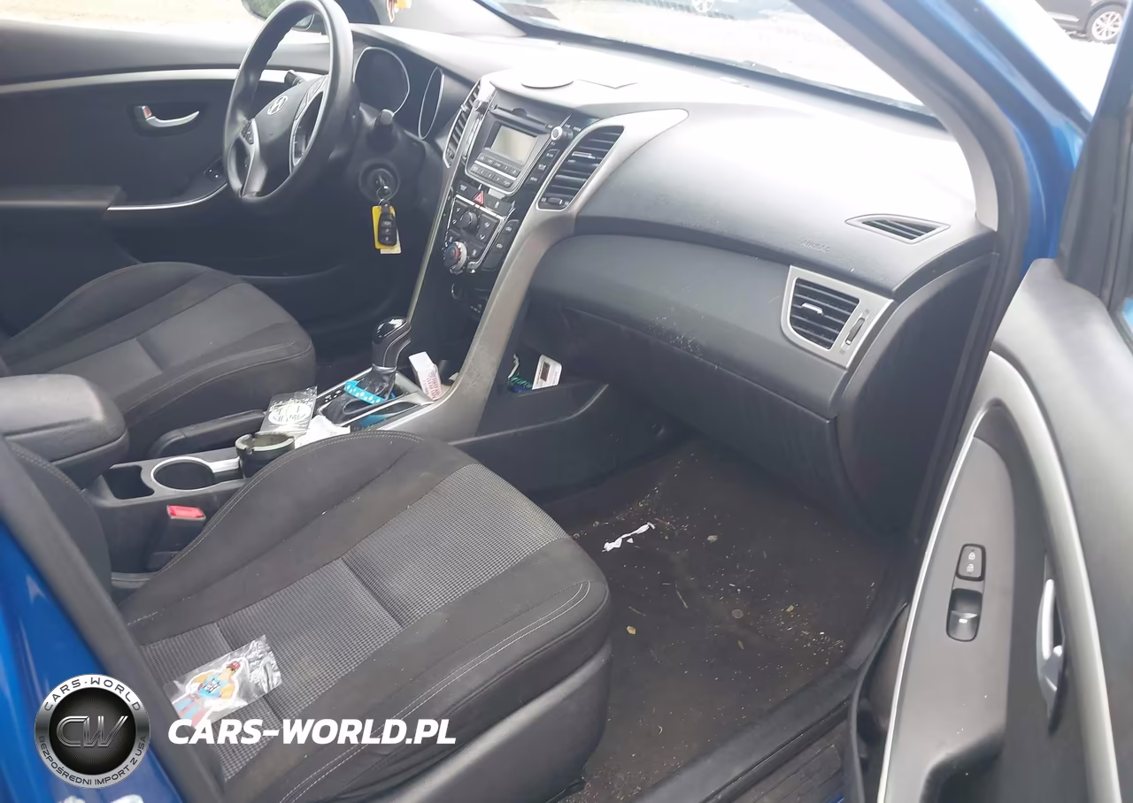 2017 Hyundai Elantra Gt VIN:KMHD35LH9HU382763 - 5
