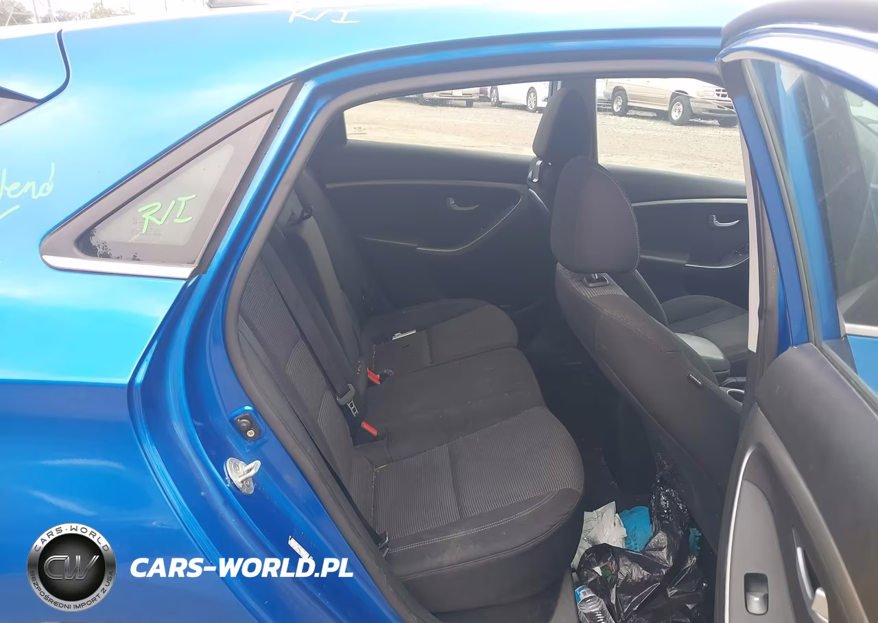 2017 Hyundai Elantra Gt VIN:KMHD35LH9HU382763 - 8